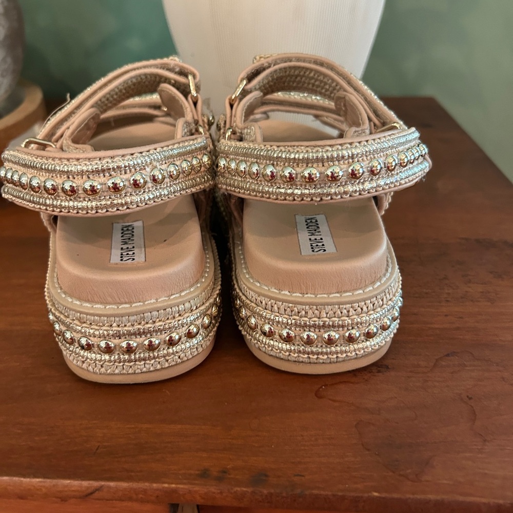 Steve Madden Beaded Platform Sandals in Beige - Picture 7 of 9